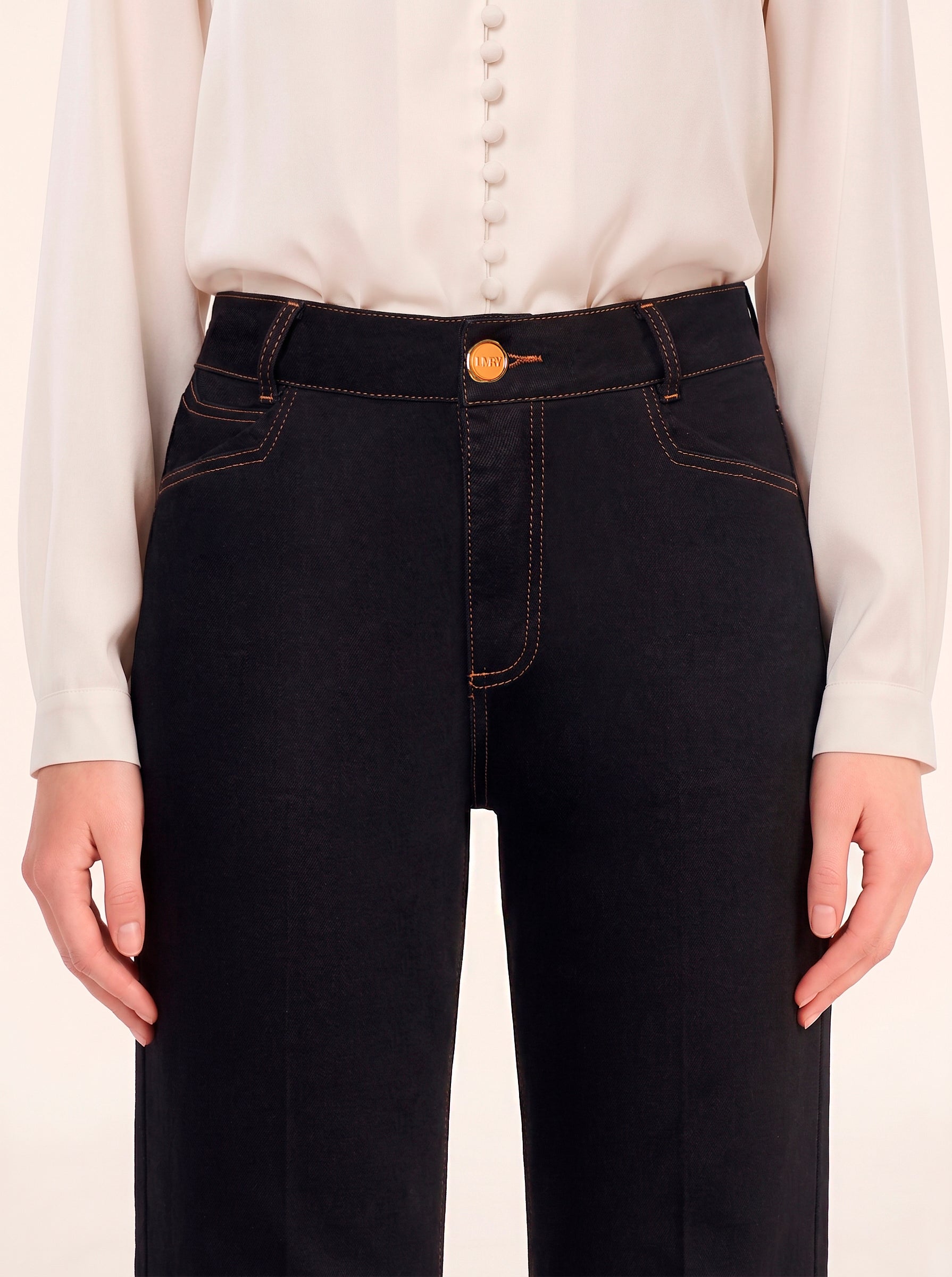 LaMuRaY Ellurel straight-leg jean in deep indigo denim, front detail view